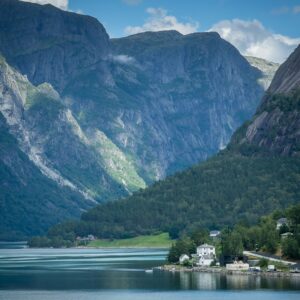 james armes uw8crytcmdw unsplash